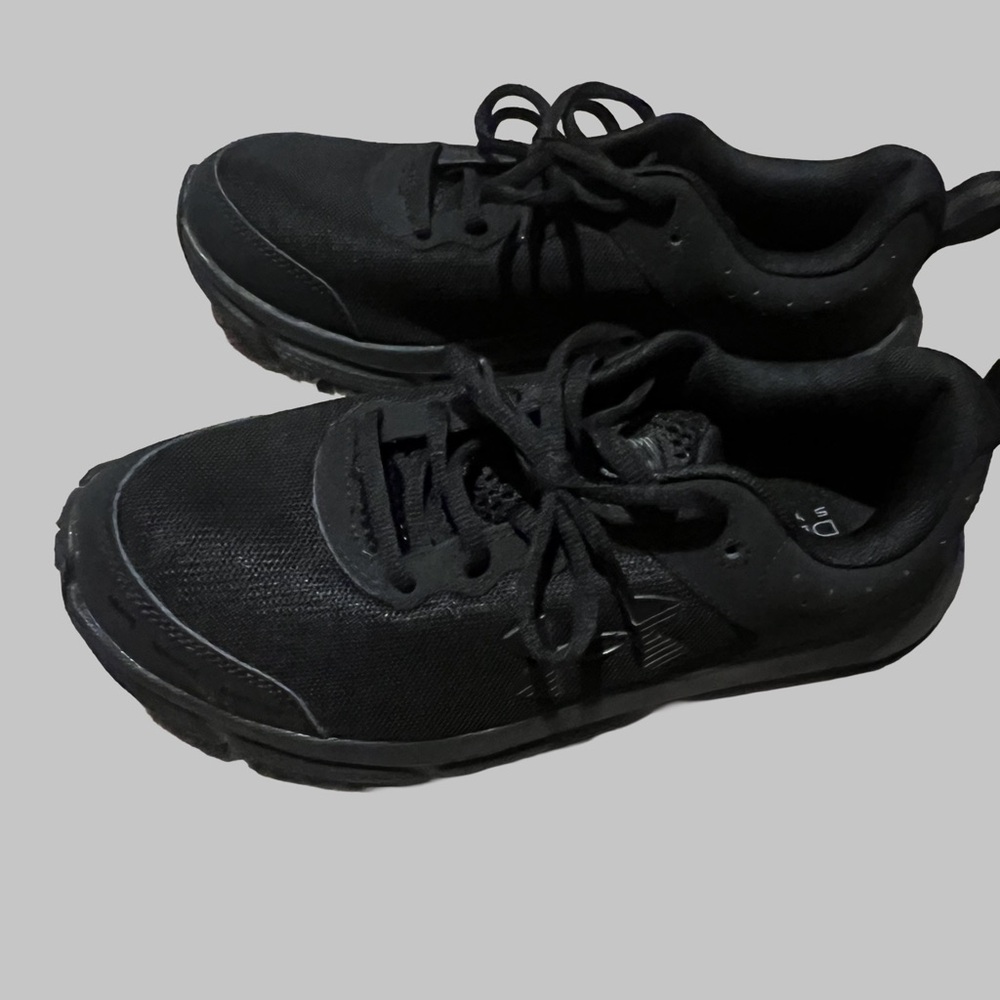 Women’s Black Hurley Shoes. Never Worn.